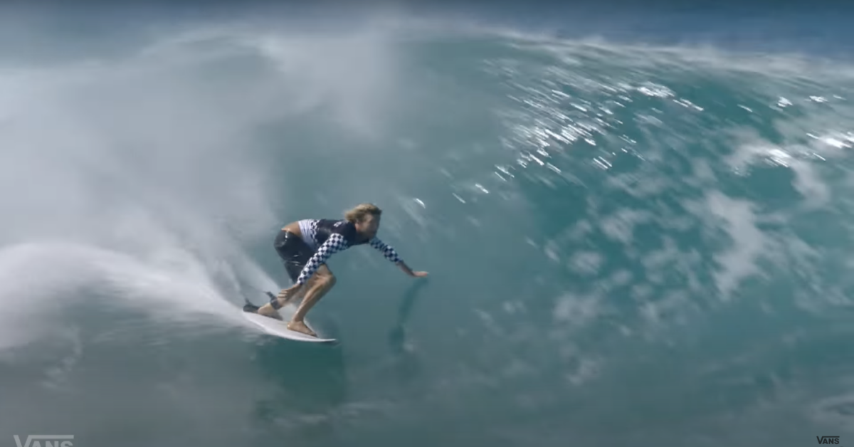 Primer día del Vans Pipe Masters 2023 SURFER RULE